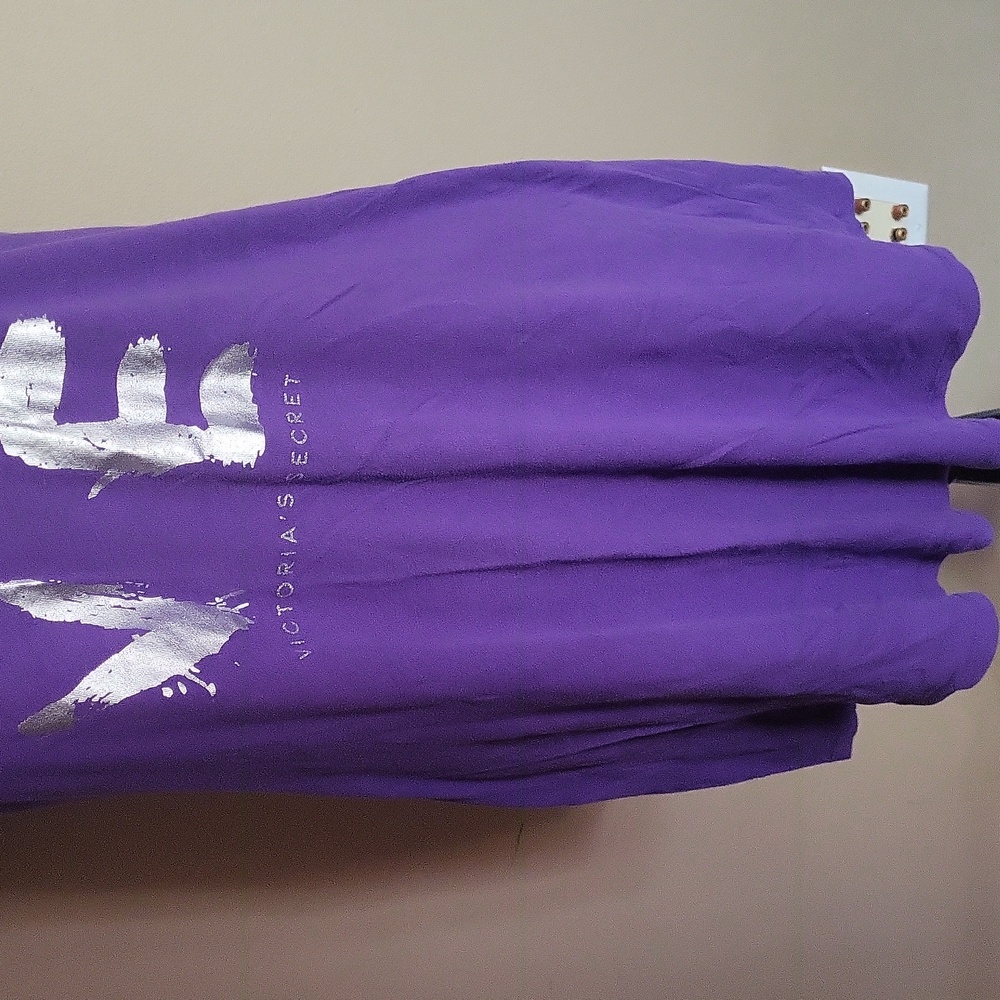 Victoria's Secret Nighty - Picture 3 of 9